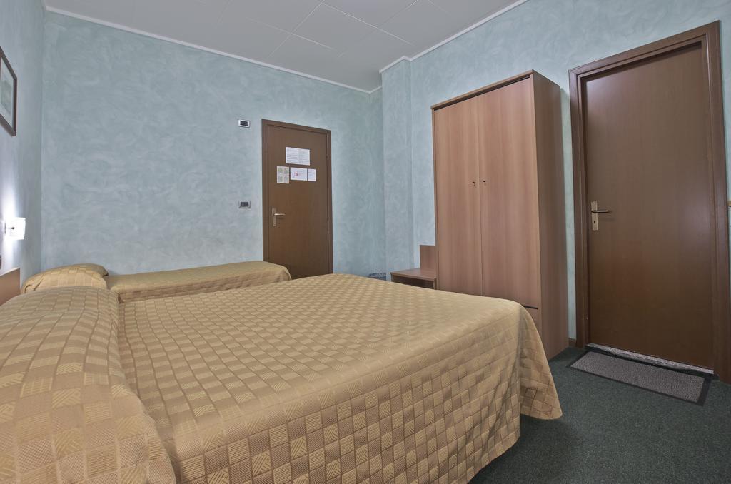 Hotel Valentini Inn Foligno Cameră foto