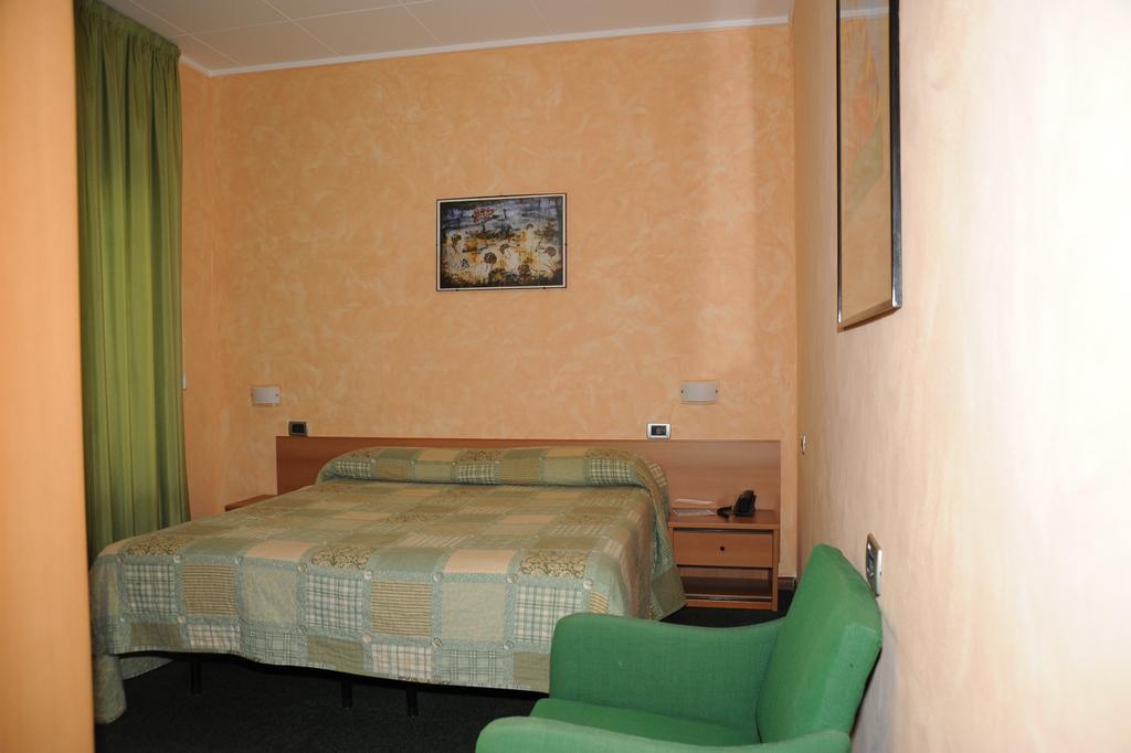 Hotel Valentini Inn Foligno Exterior foto
